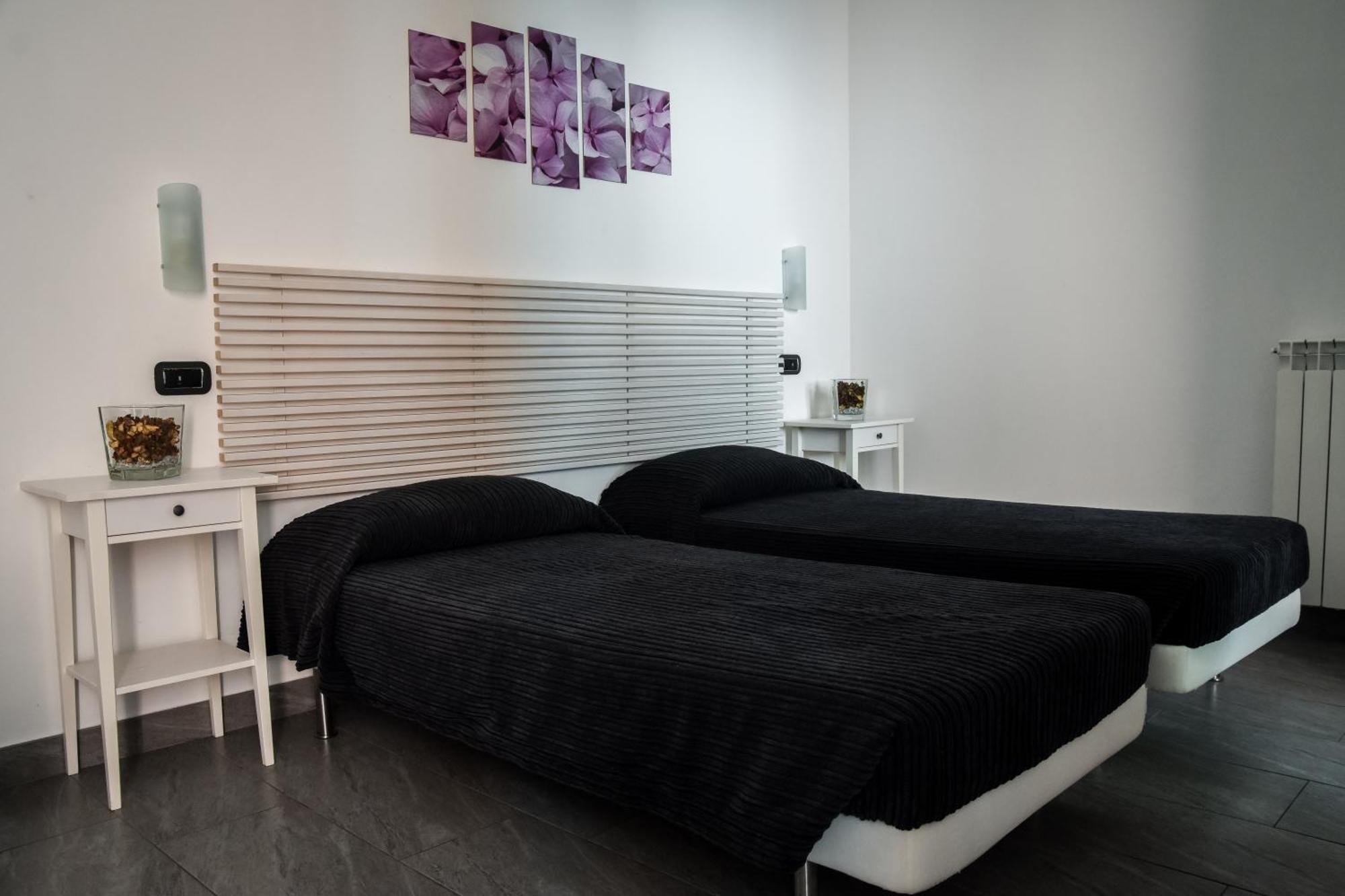Doppel-/Zweibettzimmer mit eigenem Bad